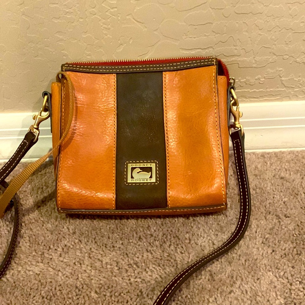 Dooney & Bourke